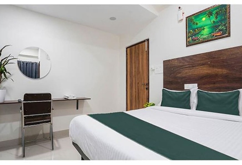 هتل Fabexpress Grand Aarvi Prime Nr Gsm Mall