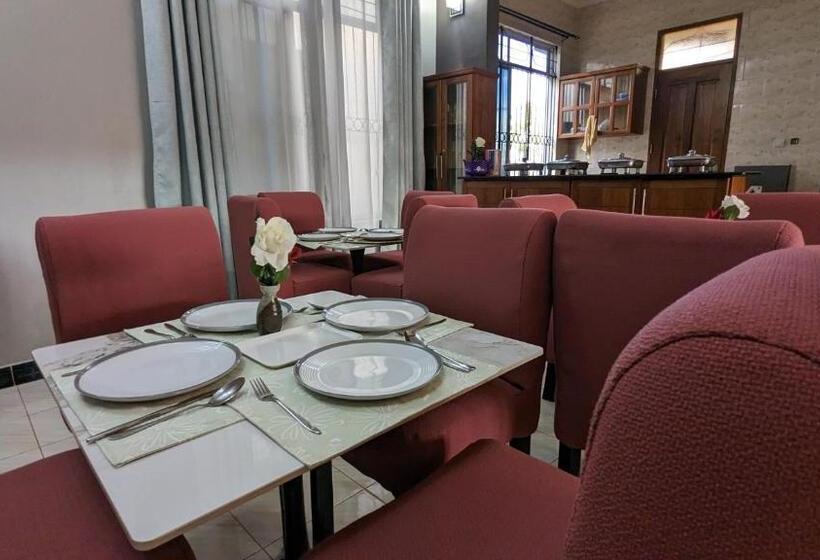 Отель Lilisha Executive Lodge