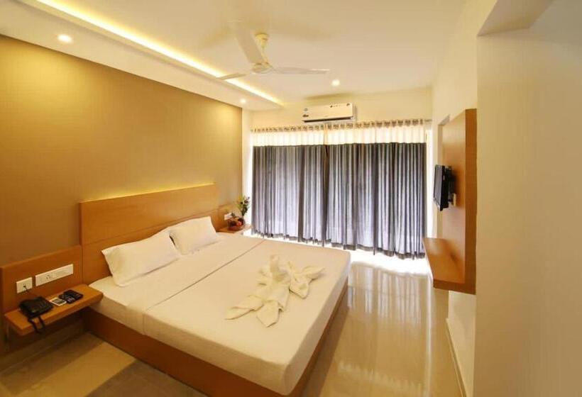 فندق Mount Avenue /concern Of Pinky Holidays