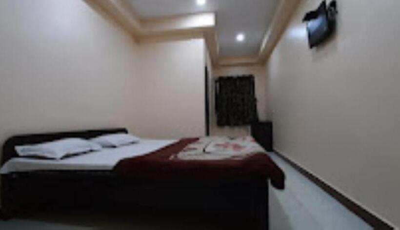 فندق Palkhi, Bhusawal