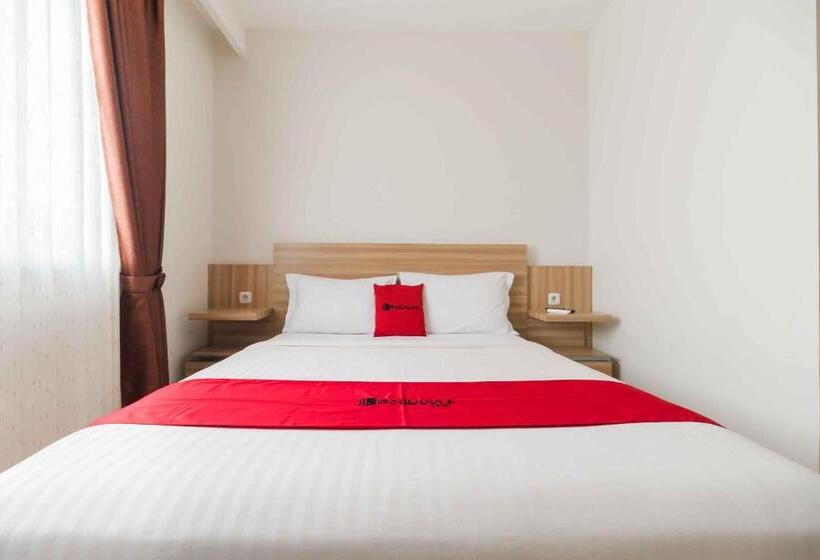 هتل Reddoorz At Homestay Lotus 2 Pangkal Pinang