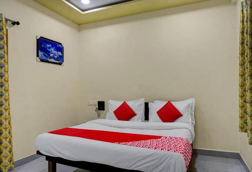 Отель O Royal Inn