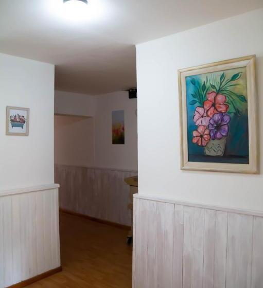 فندق صغير Hostería Las Rosas