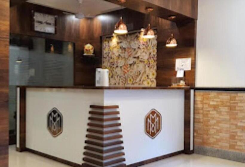 호스텔 Marvel Inn Shirur