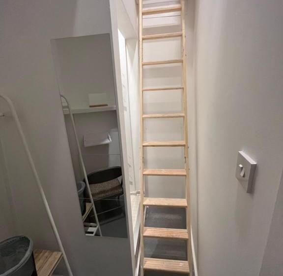 تختخواب و صبحانه Camden Bnb