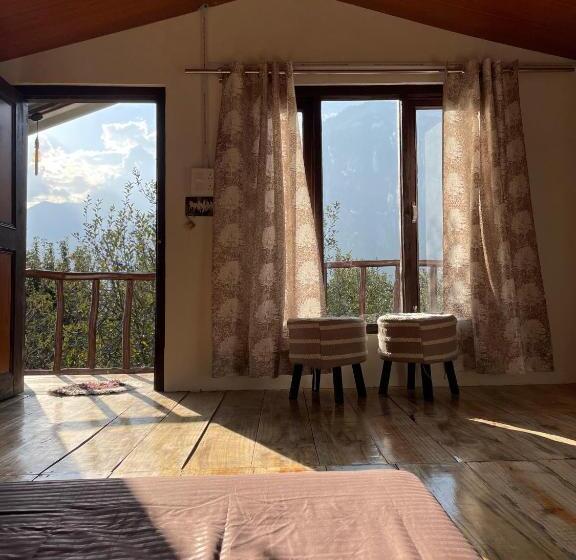 مبيت وإفطار Mandap Cottage & Cafe