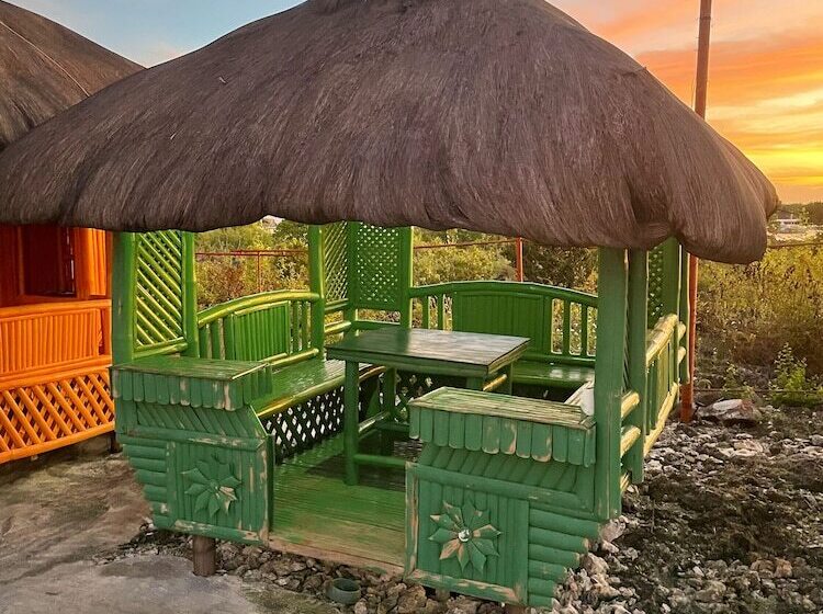 בית מלון כפרי Rainbow Beach Bar & Resort