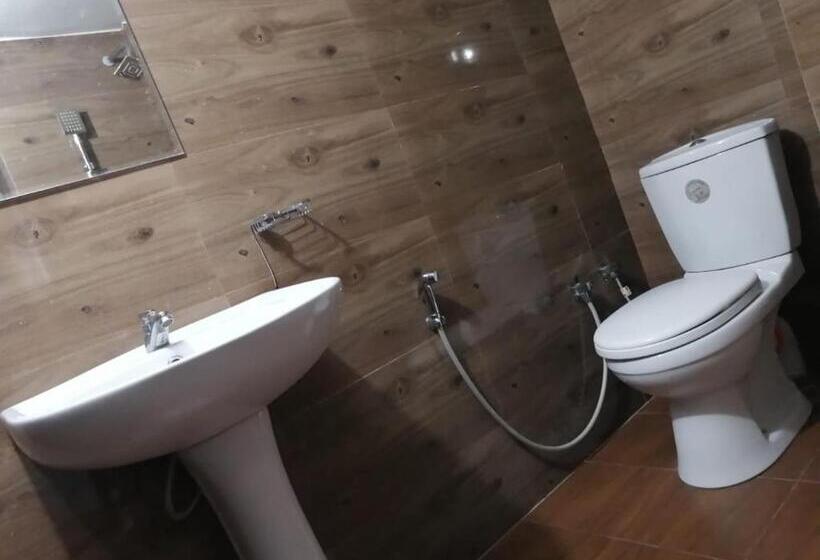 Отель Sagwa