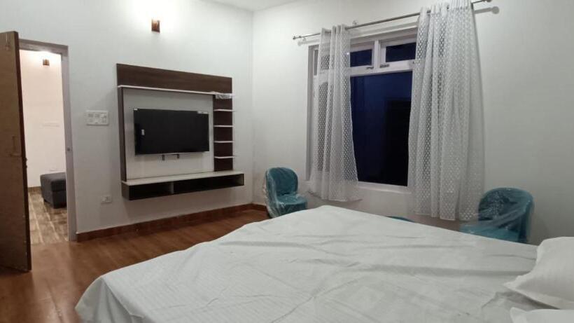 בית מלון כפרי The Green Valley