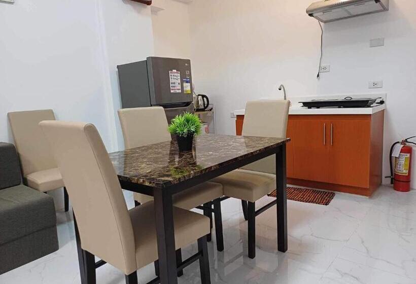 M&m Royal Oceancrest Mactan