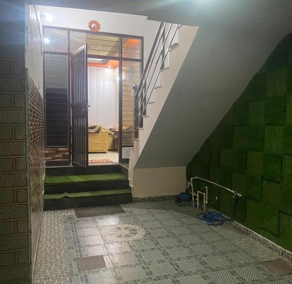 膳宿费 Aashiyana Home