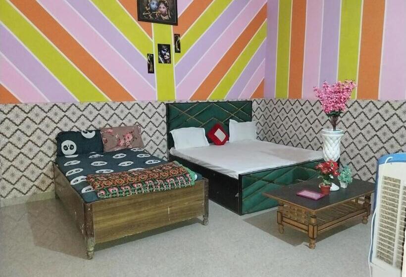 Пансион Dauji Maharaj Sewa Sadan Homestay