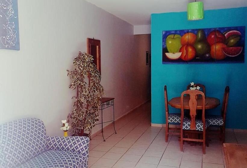 بنسيون Posada De León