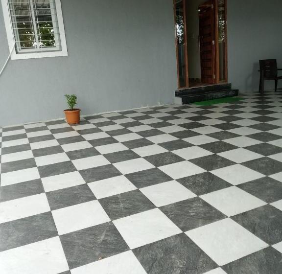 Пансион Shourya Residancy, Ravet