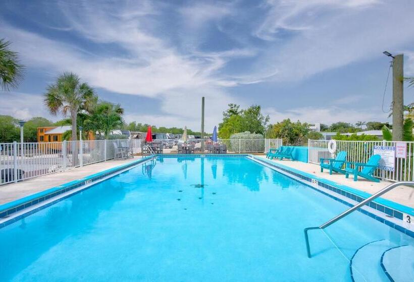 אתר נופש Cabins At Bonefish Bay