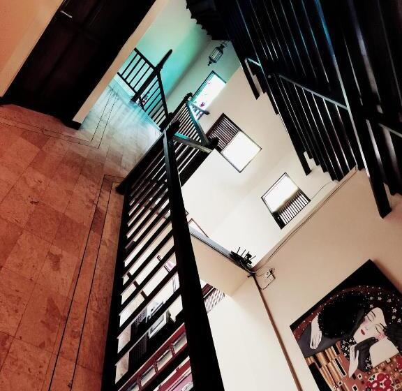 مبيت وإفطار Villa Layang Bulan