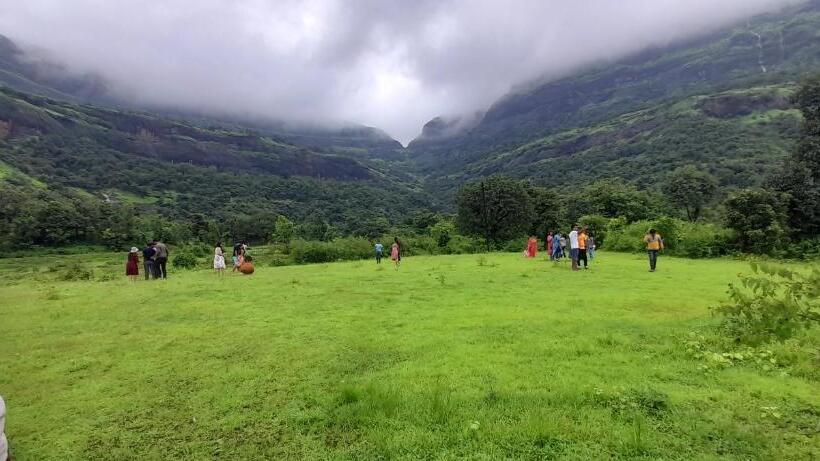 호텔 Bhandardara Natural Camping And Stay