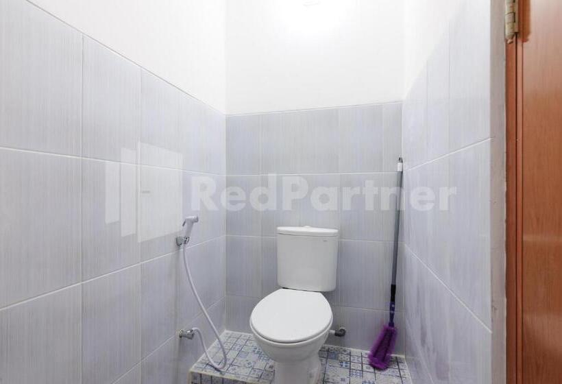 ホテル Bintaro Guest House Near Rs Pondok Indah Bintaro Redpartner