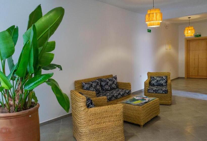 هتل Dar Makai Surf