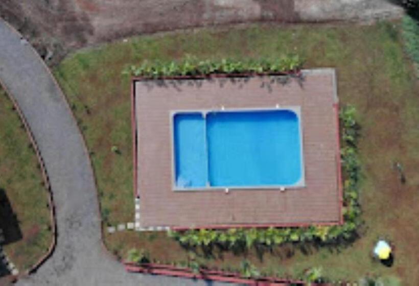 Отель Hidden Hill Resort Pali Sudhagad