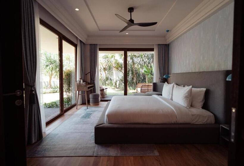 هتل Poco Poco Villas By Aayan