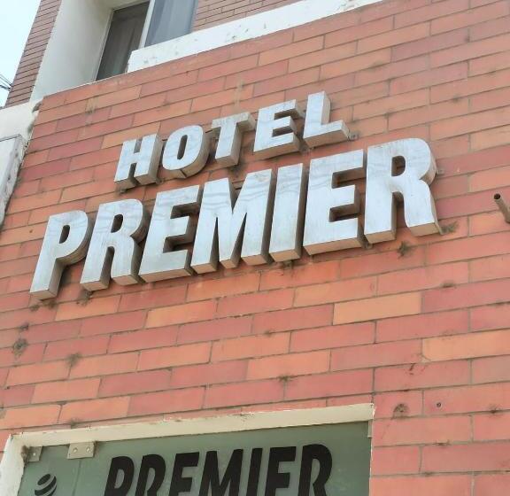 فندق Premier