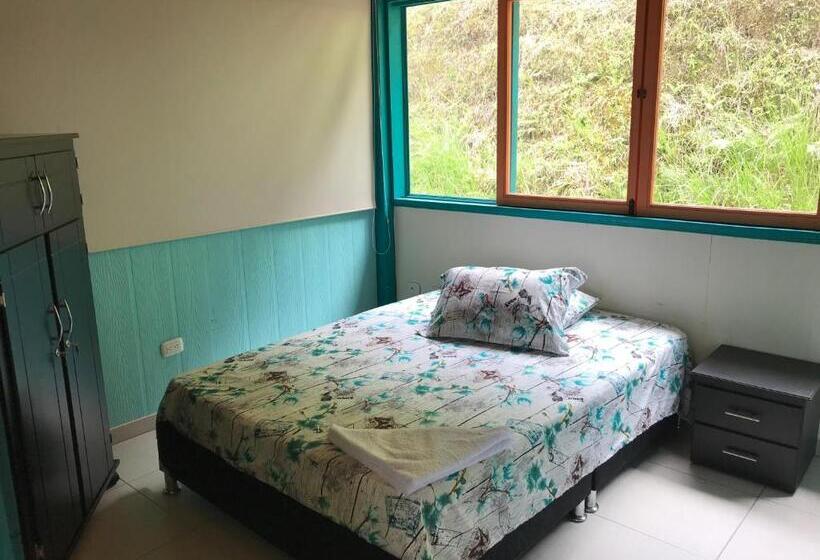 هتل Reserva Natural Finca La Cabaña