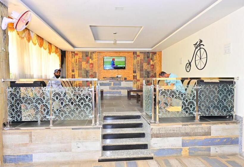 酒店 Rs Inn And Shiv Restro Near Brahma Temple