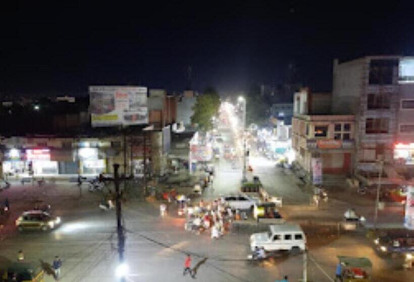 בית מלון כפרי Sagar Executive Beed