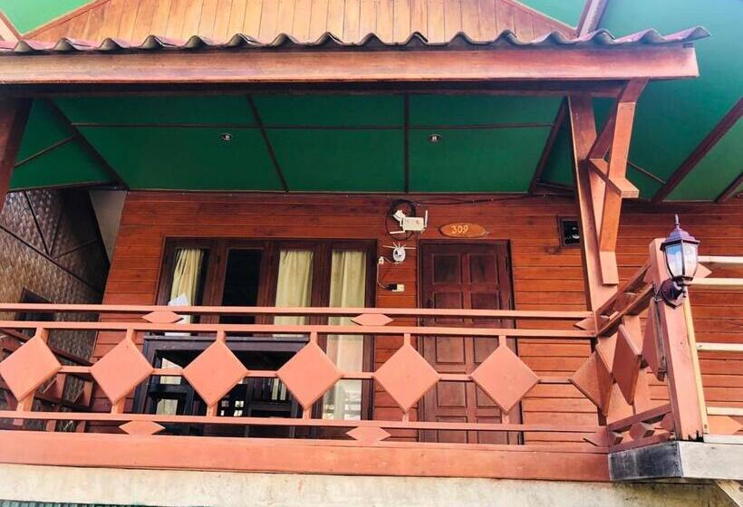پانسیون Bungalows Le Jar Din Ogne