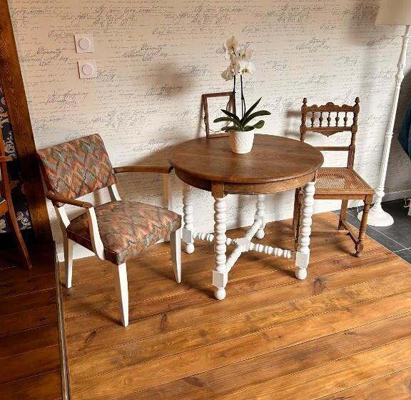 膳宿费 La Grange Aux Hirondelles   Chambre Romantique