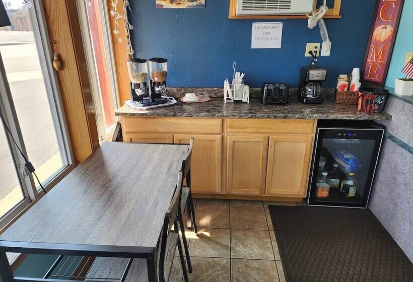 Guest House Motel
