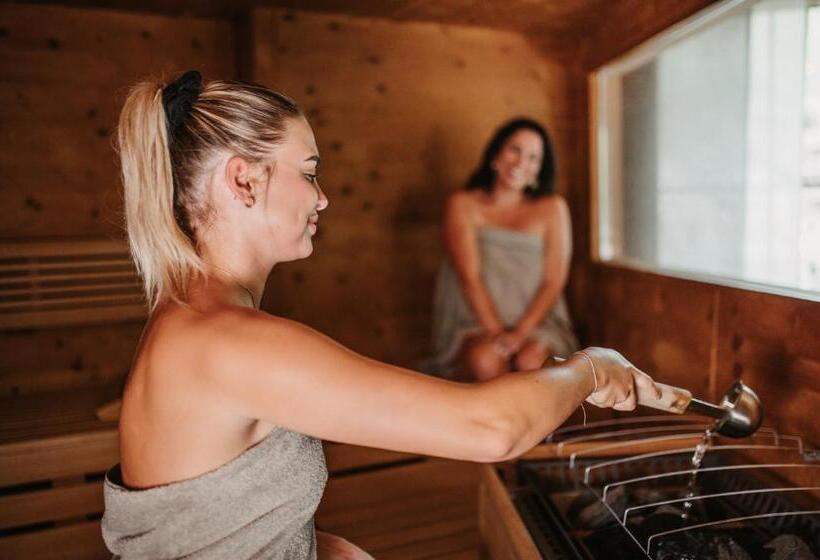 فندق Almhof Alpin Apartments & Spa