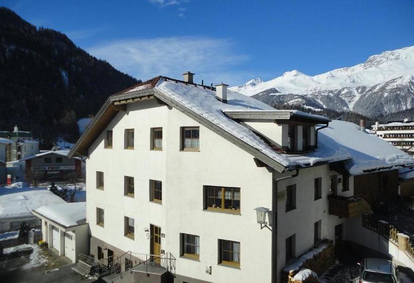 هتل Appartements Klapeer