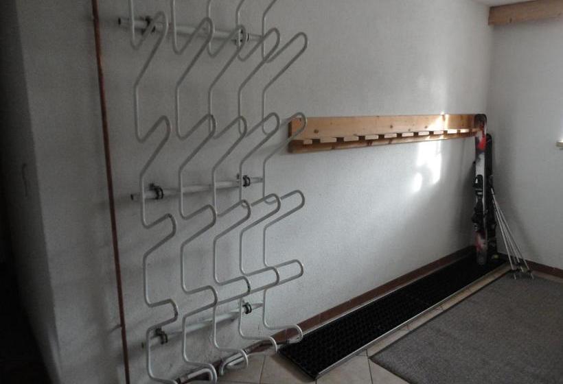 هتل Appartements Klapeer