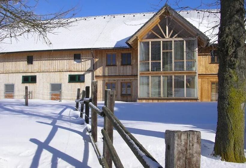 ホテル Espi Stables Ferienhof Esterhammer