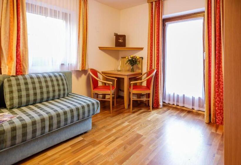 فندق Feriendorf Ponyhof