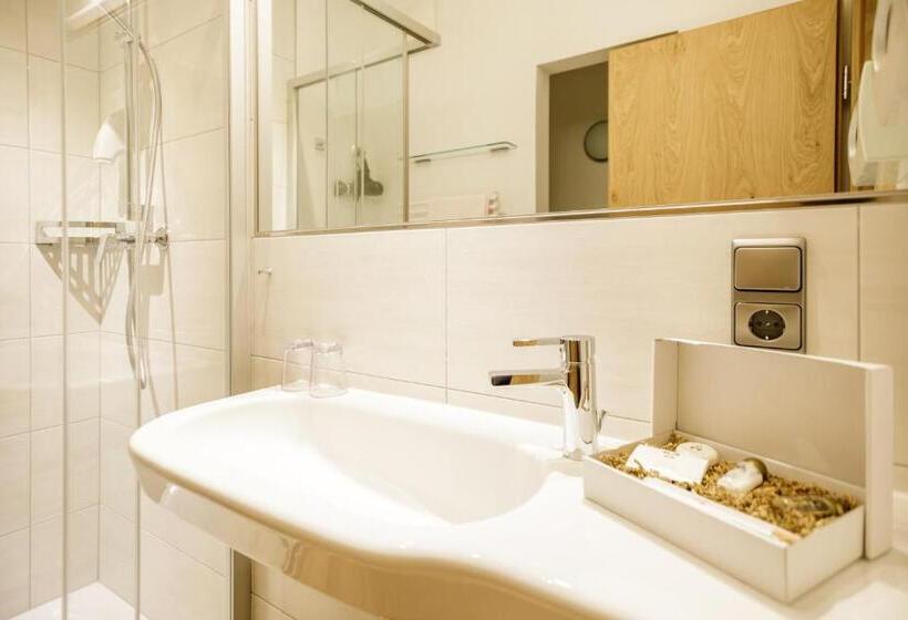 فندق Feriendorf Ponyhof