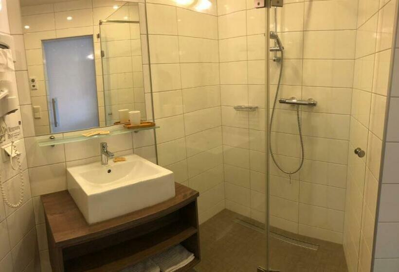 ホテル Gasthof Süss