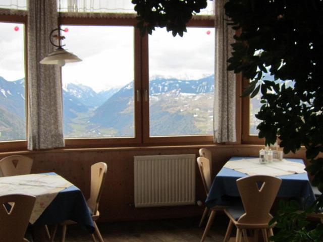 Отель Wirtshaus Zum Wiesejaggl