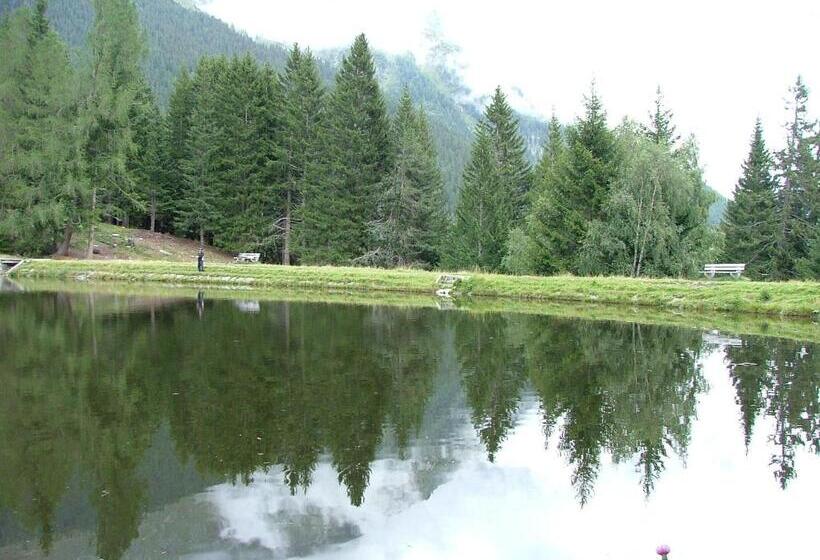 Отель Wirtshaus Zum Wiesejaggl
