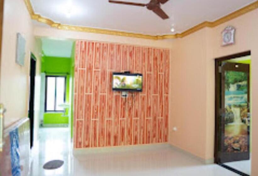 호텔 Dhanashree Riverview  Goa