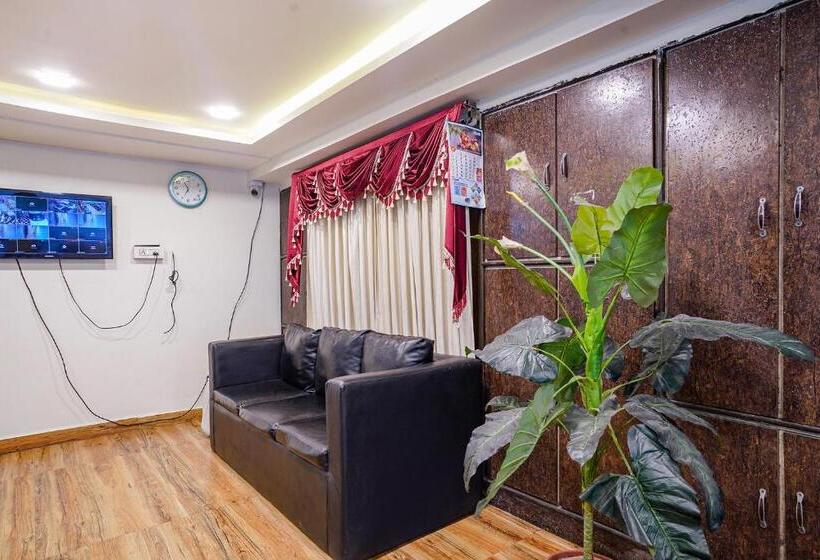 Fabhotel Raj Vihar Residency