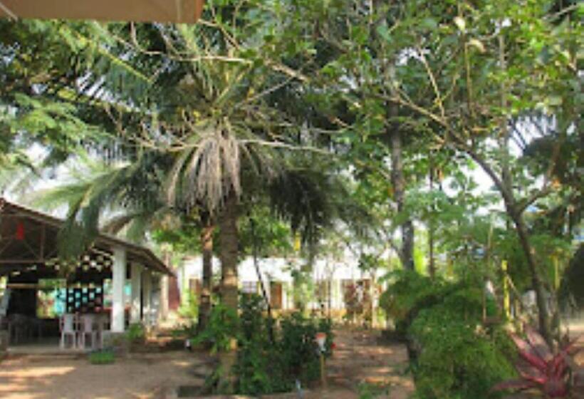 酒店 Aditya Beach Resort Malvan