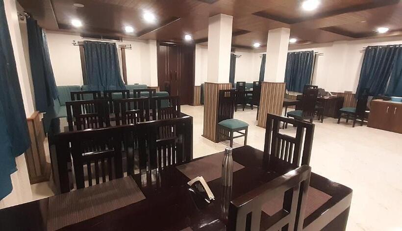Отель Hilsan Residency And
