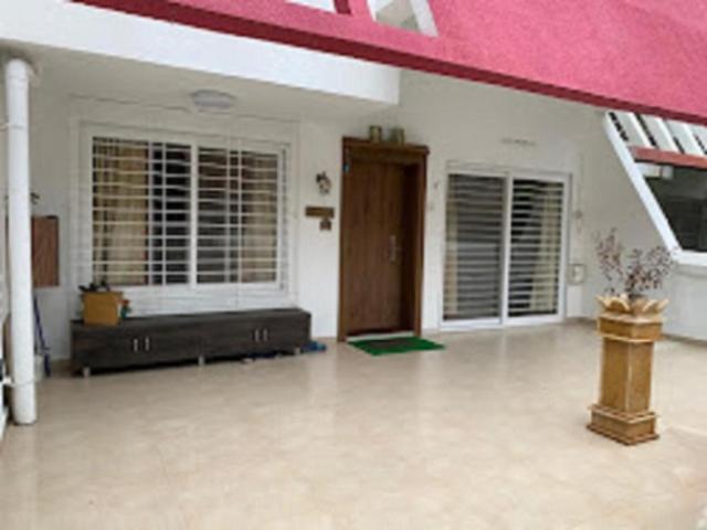 فندق Monarch Holidays,nashik