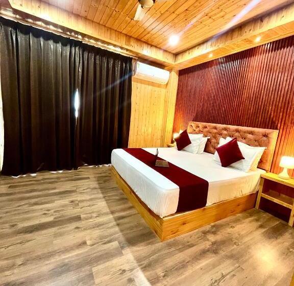 فندق The Poplars Estate, Kasauli