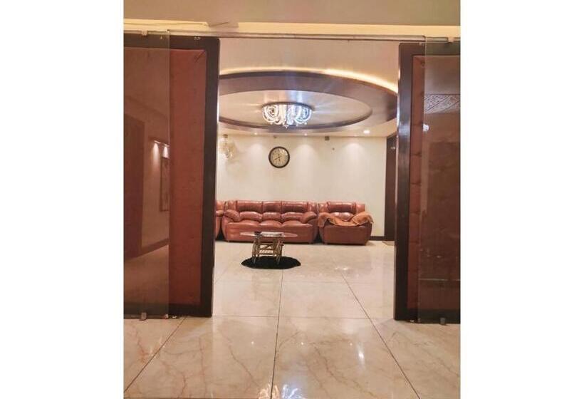 ホテル The Royal, Sehore
