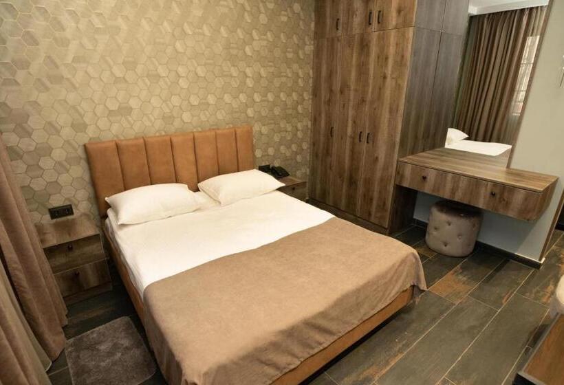 هتل Vak Resort Dilijan