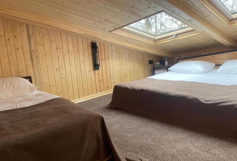 هتل Vak Resort Dilijan